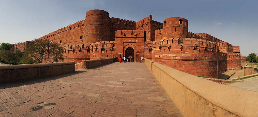 Taj Mahal & Fatehpur Sikri Tour