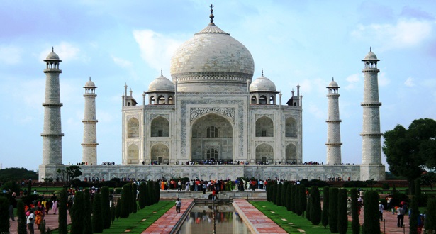 Must Read For Travels Hiring a Car Driver For Same Day Agra Tour By Car