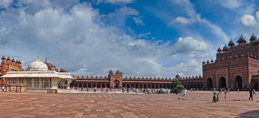 Taj Mahal & Fatehpur Sikri Tour