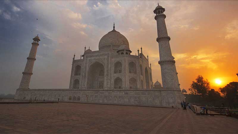 Taj Mahal Sunrise Tour